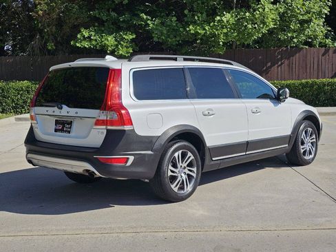 Used 2015 Volvo XC70 T5 Platinum w/ Protection Package FWD image 21