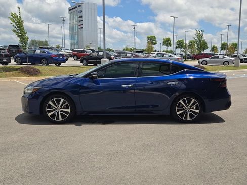 Used 2021 Nissan Maxima 3.5 SV w/ Floor Mat Group FWD image 2