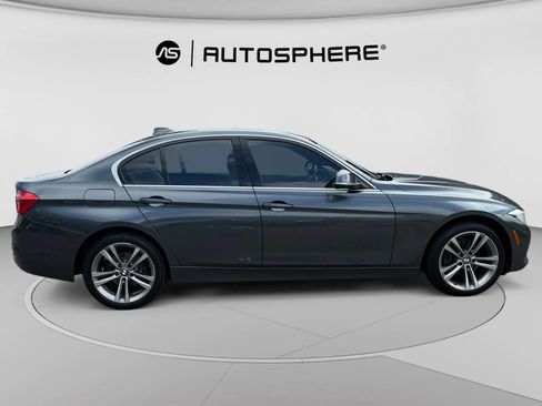 Used 2018 BMW 330i Sedan RWD image 9