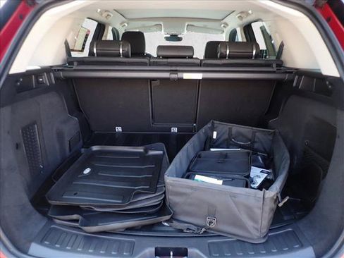 Used 2022 Land Rover Discovery Sport SE AWD/4WD image 8