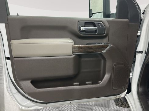 Used 2024 GMC Sierra 3500 SLE w/ SLE Convenience Package image 19