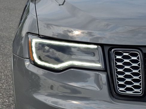 Used 2022 Jeep Grand Cherokee Laredo X AWD/4WD image 10