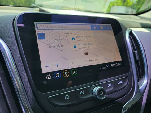 Used 2020 Chevrolet Equinox LT FWD image 21