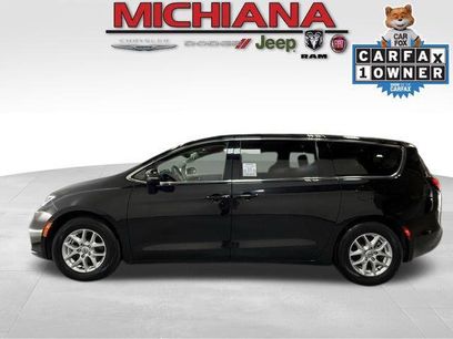 Certified 2023 Chrysler Pacifica Touring-L