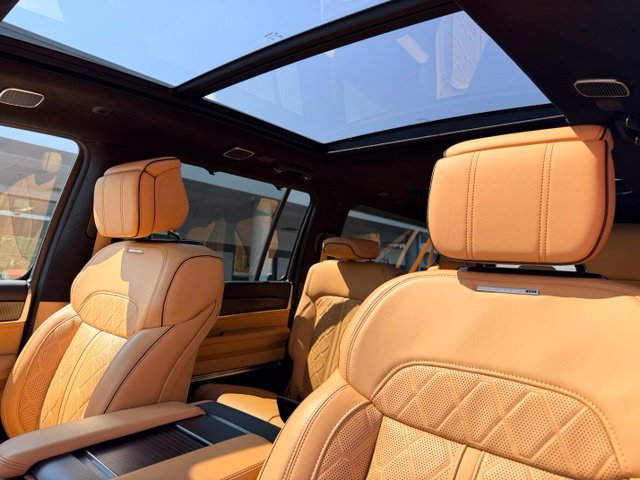 Used 2024 Jeep Grand Wagoneer L Series III w/ Quick Order Packagew 28T AWD/4WD image 7