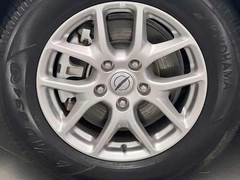 Used 2024 Chrysler Pacifica Touring-L image 74