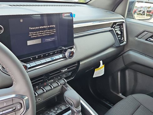 New 2026 GMC Canyon Elevation w/ Convenience Package RWD image 18