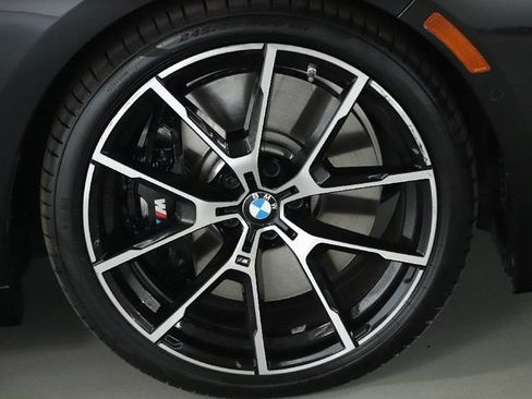 Used 2024 BMW M850i xDrive Convertible AWD/4WD image 38