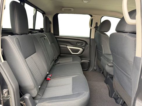 Used 2019 Nissan Titan SV AWD/4WD image 20
