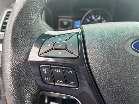 Used 2017 Ford Explorer XLT w/ Equipment Group 202A image 23