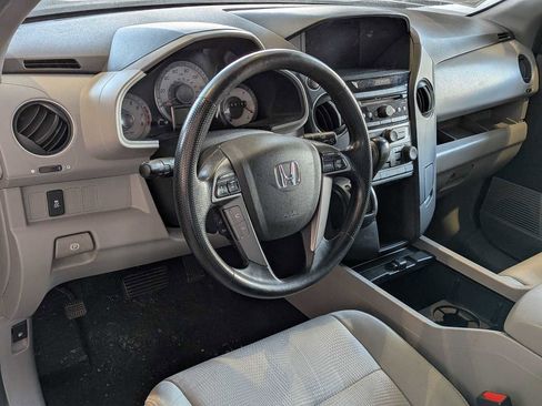 Used 2013 Honda Pilot LX image 2