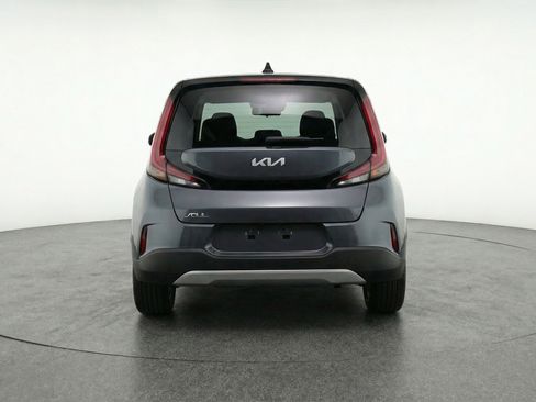 Used 2025 Kia Soul LX w/ LX Technology Package image 7