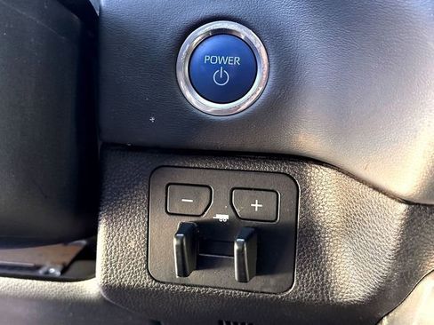 Used 2024 Toyota Sequoia Platinum image 14