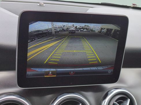 Used 2019 Mercedes-Benz GLA 250 image 19