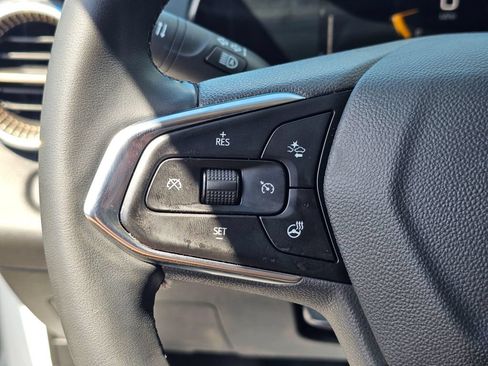 Used 2025 Chevrolet Trax ACTIV w/ Driver Confidence Package FWD image 26