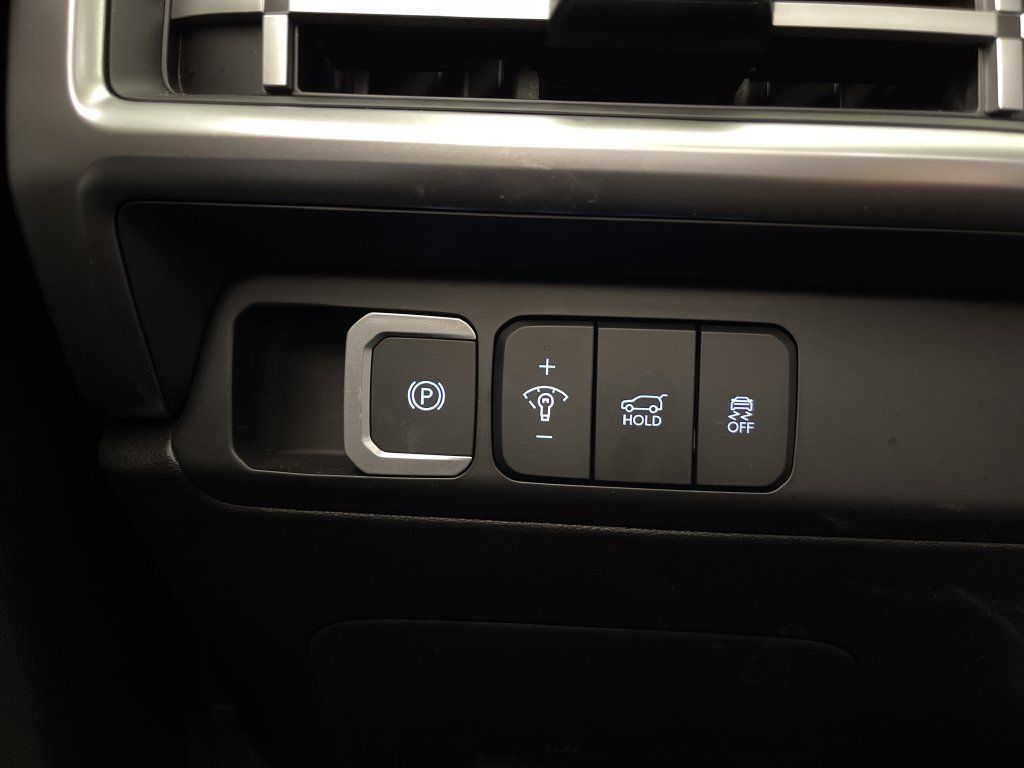 Certified 2026 Hyundai Santa Fe SE FWD image 31