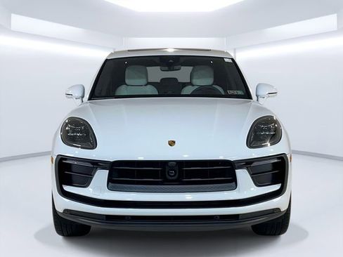 New 2026 Porsche Macan AWD/4WD image 2