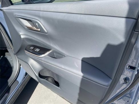 Used 2026 Toyota Crown XLE image 33