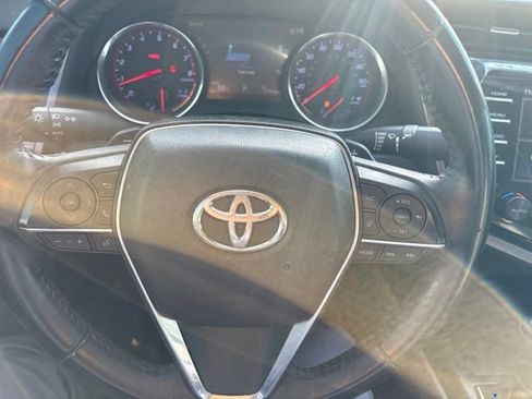 Used 2019 Toyota Camry XSE FWD image 12