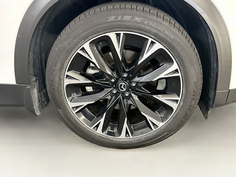 Used 2024 MAZDA CX-90 Plug-In Hybrid w/ Premium Pkg AWD/4WD image 11