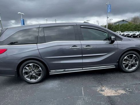 Used 2023 Honda Odyssey Elite image 9