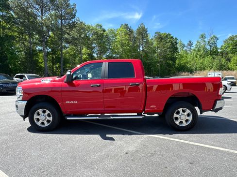 Used 2024 RAM 2500 Big Horn w/ Bed Utility Group image 8