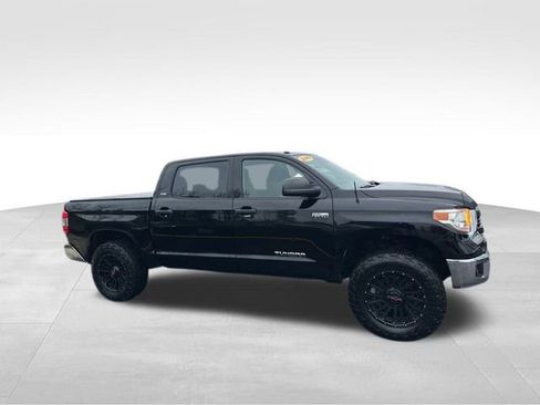 Used 2015 Toyota Tundra SR5 image 4