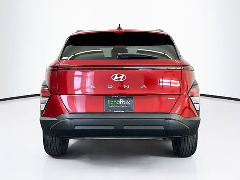 Used 2025 Hyundai Kona SEL AWD/4WD image 7
