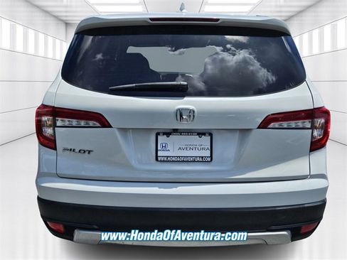 Certified 2021 Honda Pilot EX image 3