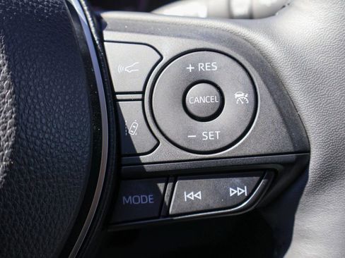 Used 2025 Toyota RAV4 Limited w/ Advanced Technology Package AWD/4WD image 15