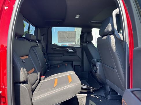 New 2026 GMC Sierra 1500 AT4 w/ AT4 Premium Package AWD/4WD image 28