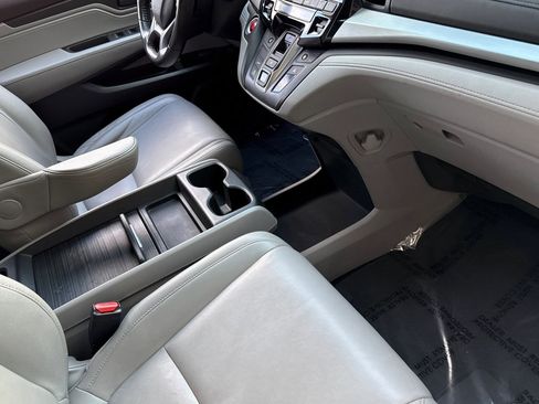 Used 2019 Honda Odyssey EX-L image 31