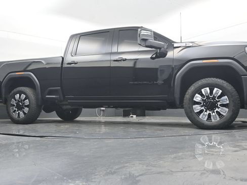Used 2024 GMC Sierra 2500 Denali w/ Denali Reserve Package AWD/4WD image 48