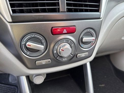 Used 2013 Subaru Forester 2.5X Premium image 24