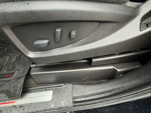 Used 2017 Chevrolet Silverado 1500 LT w/ All Star Edition image 14