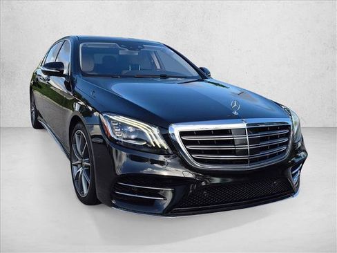 Used 2019 Mercedes-Benz S 560 Sedan image 3