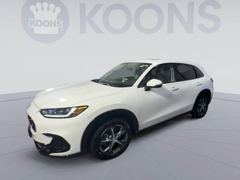 Used 2023 Honda HR-V EX-L image 5