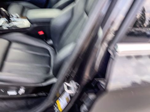 Used 2019 BMW X3 xDrive30i w/ Driving Assistance Package image 17