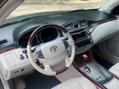 Used 2011 Toyota Avalon Limited FWD image 13