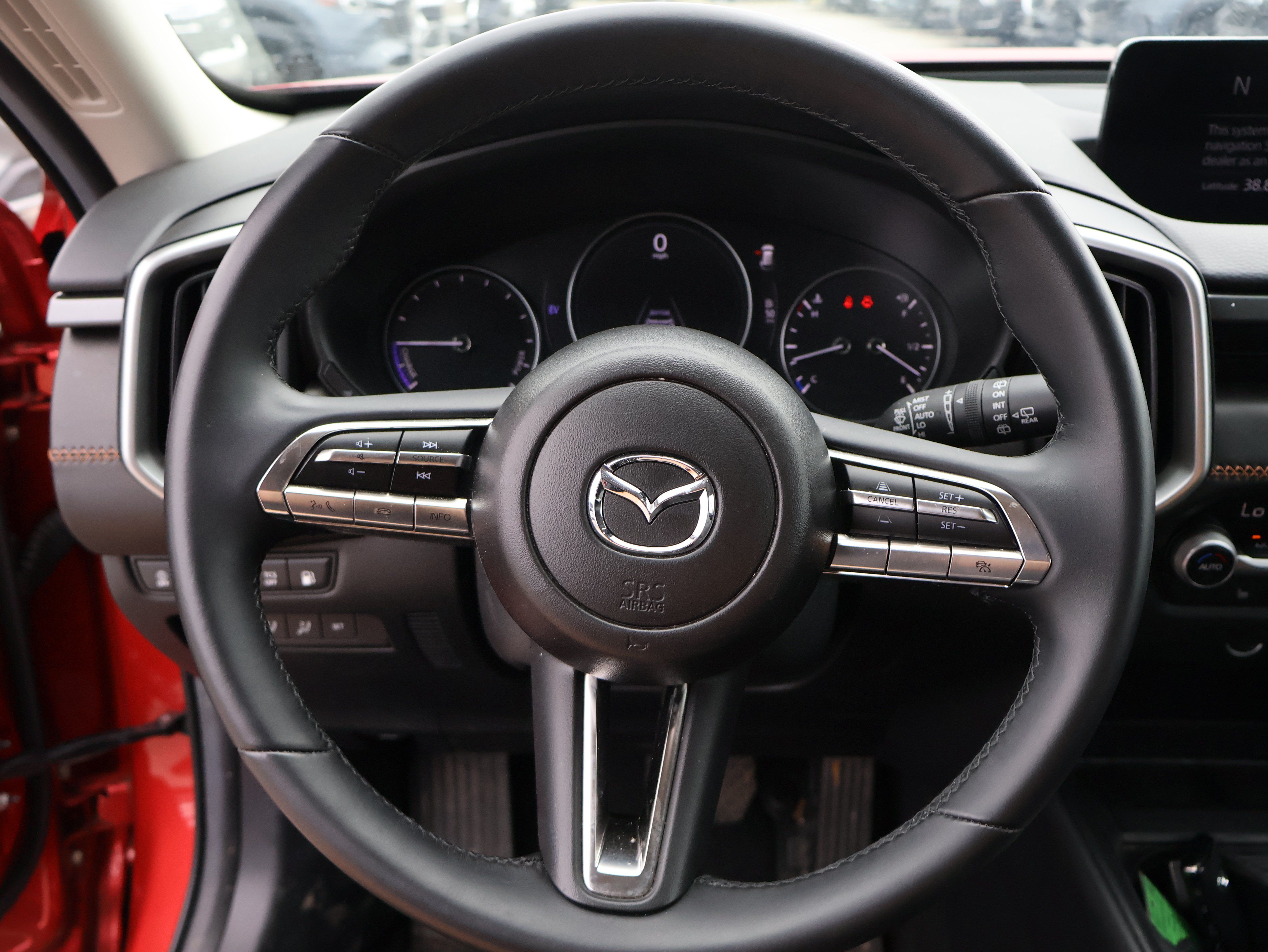 Used 2025 MAZDA CX-50 AWD 2.5 Hybrid w/ Premium Pkg image 34