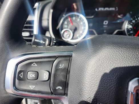 Used 2025 RAM 1500 Laramie image 16