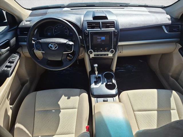 Used 2014 Toyota Camry LE FWD image 17
