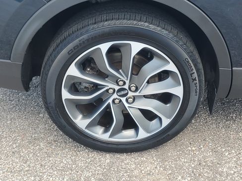 Certified 2023 Lincoln Nautilus Reserve AWD/4WD image 7