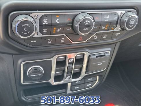 Used 2021 Jeep Wrangler Unlimited Sahara w/ Safety Group AWD/4WD image 19