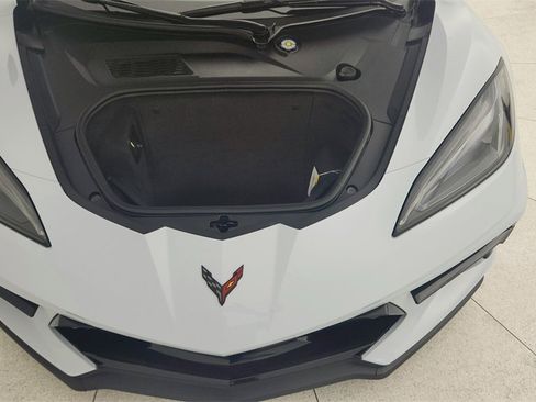 Used 2023 Chevrolet Corvette Stingray Premium Cpe w/ Z51 Performance Package image 32