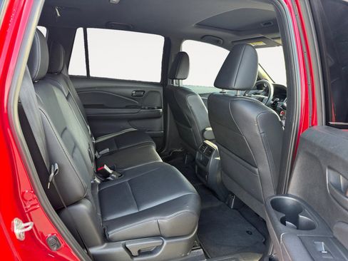 Certified 2023 Honda Passport EX-L image 18