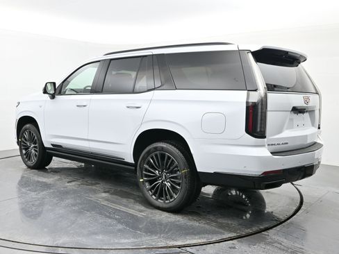 New 2026 Cadillac Escalade Platinum Sport w/ LPO, Floor Liner Package image 3