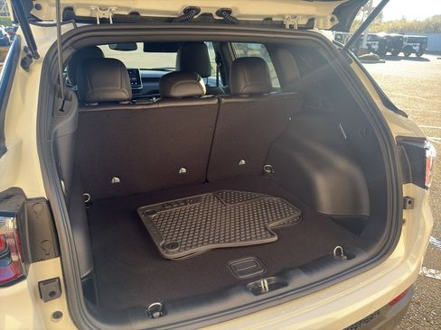 New 2026 Jeep Compass Latitude image 23