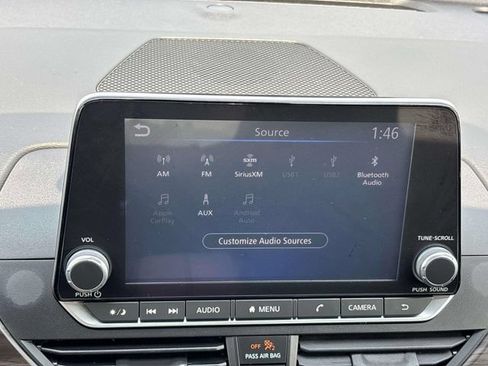 Used 2024 Nissan Altima 2.5 SV FWD image 36