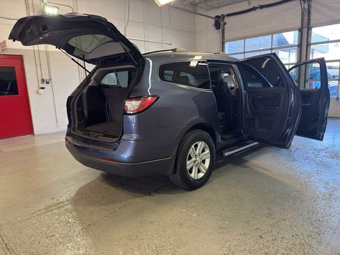 Used 2014 Chevrolet Traverse LT w/ LPO, 'HIT The Road' Package AWD/4WD image 12